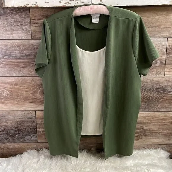 BonWorth Ladies Green and Off White Blouse, Size Petite Medium - Picture 1 of 5